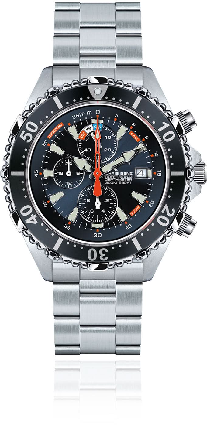 Reloj cronógrafo para hombre con correa de metal, esfera negra y detalles en naranja
