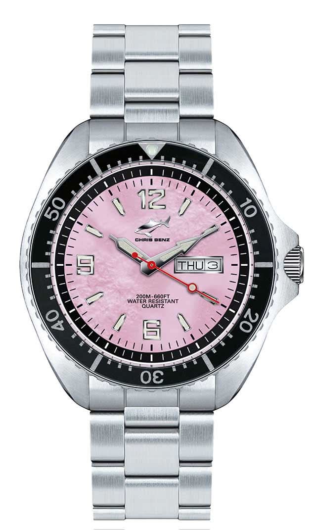 Reloj plateado para hombre con esfera rosa, correa de acero inoxidable y visualización de fecha