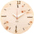 Reloj de pared de madera con caja de madera clara, números y segundero rojo
