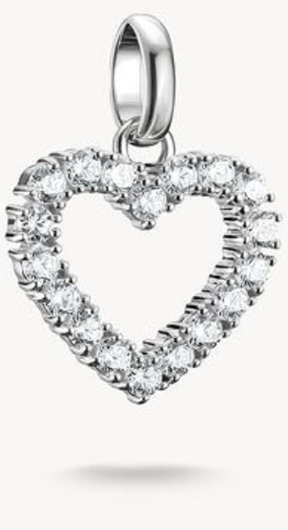 Colgante de charm de corazón plateado con piedras transparentes brillantes y ojal