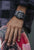 Reloj Casio G-Shock para hombre en la muñeca con caja negra y pantalla digital