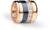 Charm de acero inoxidable en oro rosa con incrustación azul y piedras decorativas en el borde