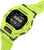 Reloj deportivo verde neón con pantalla digital, botones y marco protector