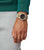 Reloj Casio G-Shock para hombre en la muñeca, caja beige con pantalla oscura
