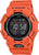 Reloj digital para hombre con correa de goma naranja, esfera negra y pantalla digital grande.
