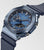G-Shock reloj para hombre vista frontal en ángulo: esfera azul con pantallas digitales