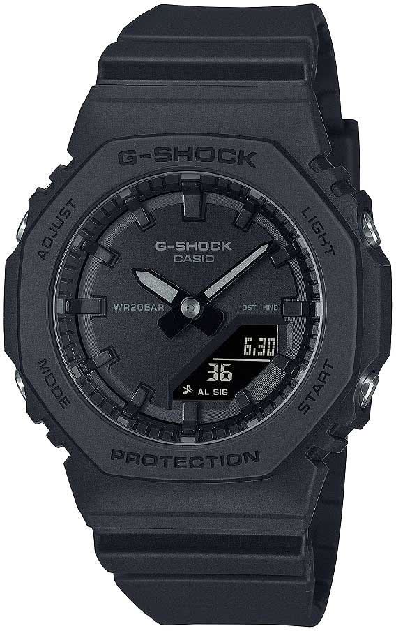 Reloj G-Shock negro para mujer con pantalla digital y correa ancha de caucho.