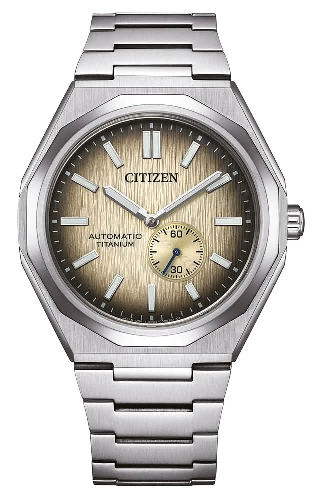 Reloj de hombre con pulsera de supertitanio plateado y esfera marrón, cronómetro automático redondo