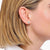 Pendientes de oreja: circonita blanca redonda con corte de diamante, montura dorada