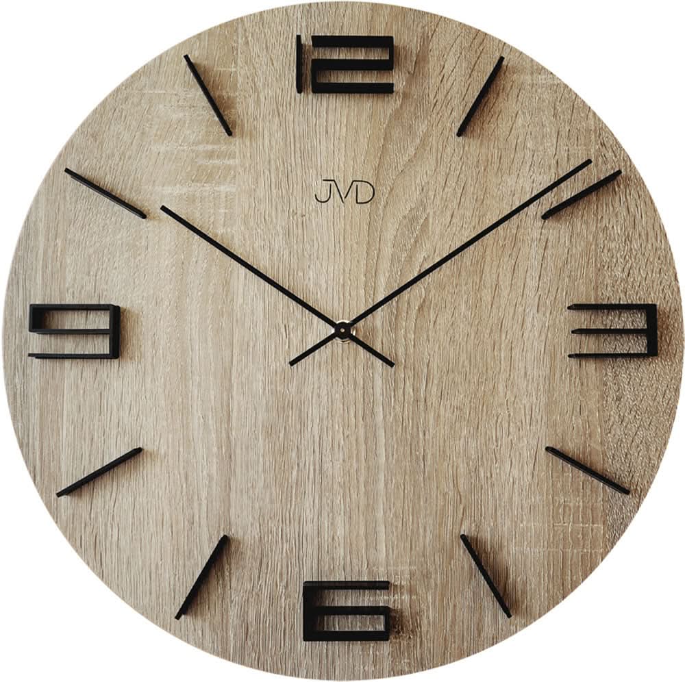 Reloj de pared de madera con esfera redonda, manecillas negras e índices de línea