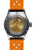 Pulsera de hombre con movimiento visible en la caja y correa de cuero naranja