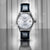 Reloj SEIKO para hombre con esfera clara, correa de cuero azul, fecha a las 6