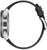 Pulsera de hombre con correa de caucho negro y caja plateada, vista de lado