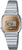 Casio reloj de mujer con correa de metal plateado y pantalla digital, resistente al agua