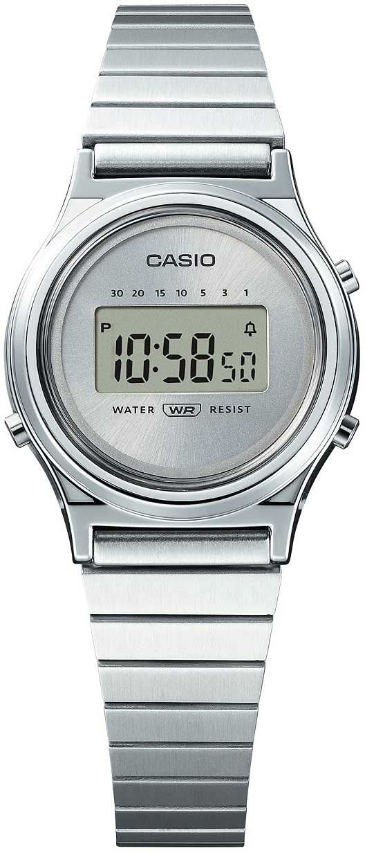 Casio reloj de mujer con correa de metal plateado y pantalla digital redonda