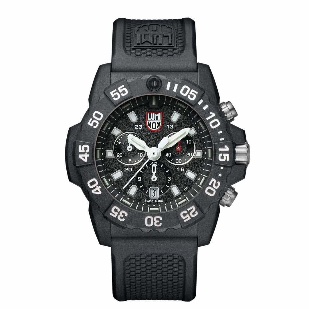 Reloj para hombre con esfera negra, subesferas de cronógrafo y correa de caucho negra