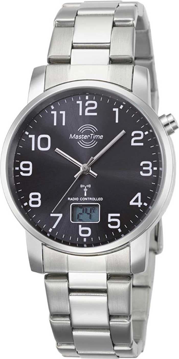 Reloj Master Time para hombre con correa de metal plateado, esfera oscura y visualización de fecha