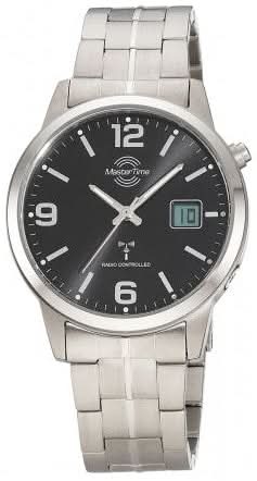 Reloj de hombre con esfera negra y correa de metal, caja redonda de acero inoxidable