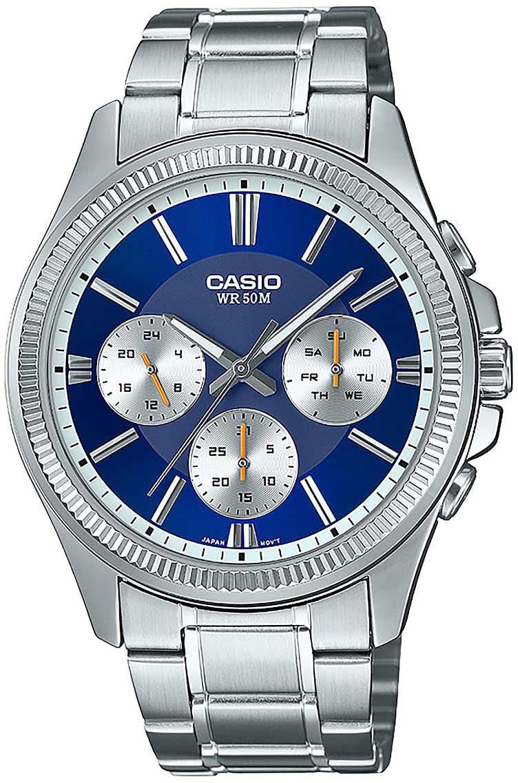 Reloj Casio para hombre con esfera azul, correa de acero inoxidable y subesferas de cronógrafo
