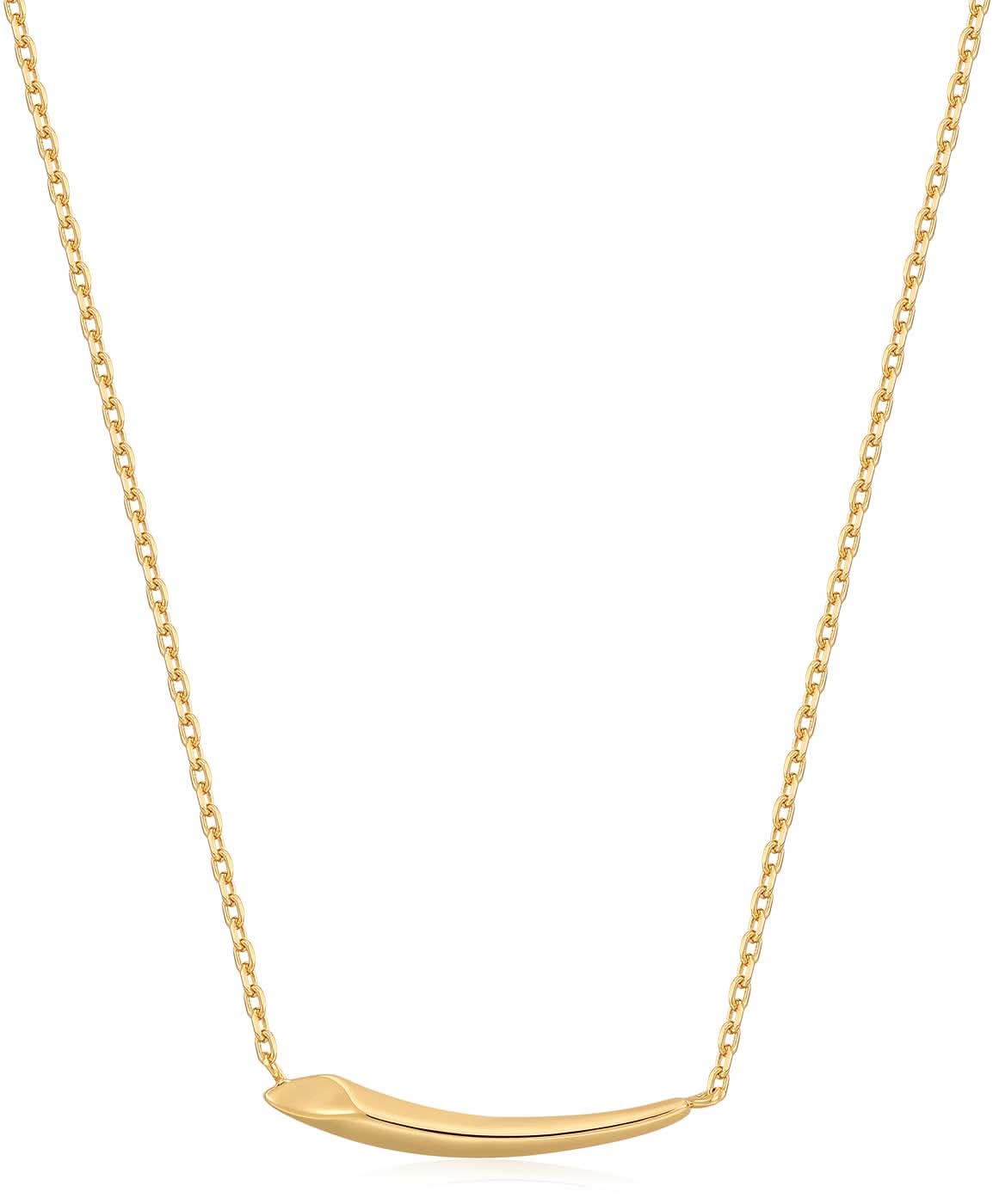 Collar dorado con colgante alargado y cadena de eslabones finos