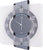 Reloj de pared con marco de madera clara, cristal y esfera redonda gris con manecillas