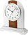 JVD Reloj de mesa con esfera redonda, base de madera y carcasa blanca, manecillas redondas