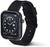 Smartwatch con correa de silicona negra, botón lateral y bisel decorado en azul.