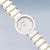 Bering reloj de mujer con caja de cerámica blanca y detalles dorados, vista lateral