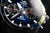 Reloj para hombre con esfera azul, subesferas de cronógrafo y detalles en amarillo y rojo