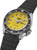 Reloj automático Seiko 5 Sports con esfera amarilla, ventana de fecha LUN 6, correa de caucho negra