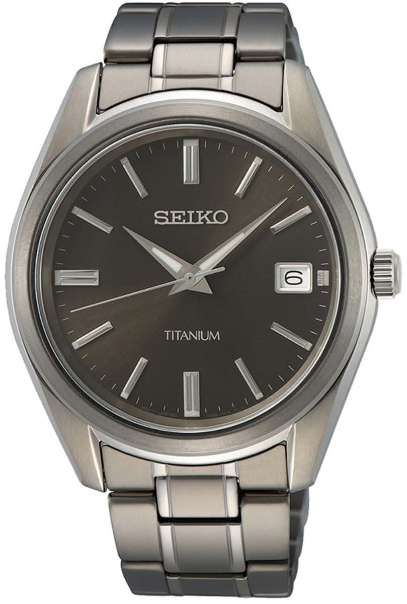 Reloj de hombre con esfera negra, índices de bastón y pulsera de titanio