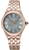 Reloj de mujer con correa de metal en tono oro rosa y caja redonda, esfera azul con números romanos.