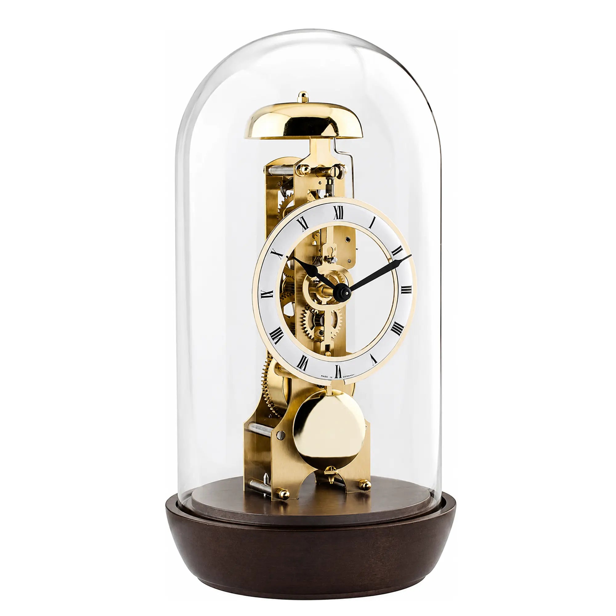 Reloj de mesa con cúpula de cristal, movimiento esqueleto visible y base de madera oscura