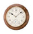 Reloj de pared redondo de madera con esfera blanca, números y manecillas negras y pequeño segundero