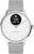 Runde WITHINGS-Smartwatch mit grauem Silikonarmband, silbernem Gehäuse und schwarzem Display
