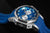 Pulsera de hombre con esfera azul, subesferas de cronógrafo y caja plateada