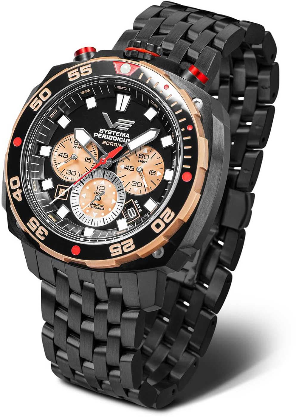 Reloj de hombre con correa negra y esfera negra, detalles naranjas, indicador de fecha