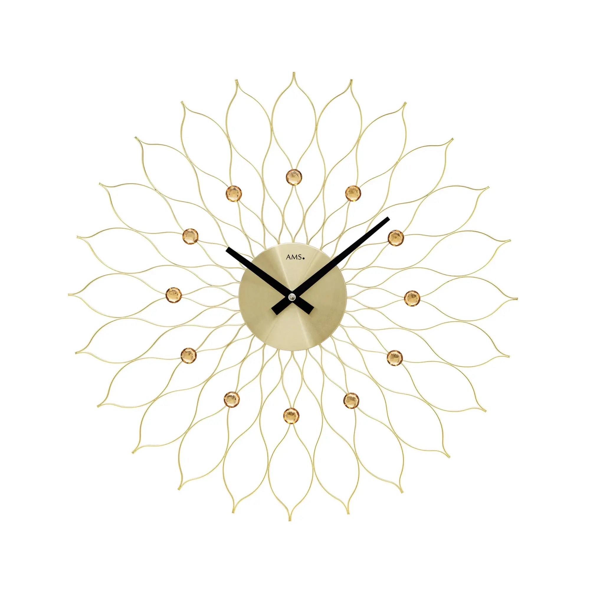 Wanduhr mit beigem Rundzifferblatt, schwarzen Zeigern, goldenen Strahlen und kleinen goldenen Punkten