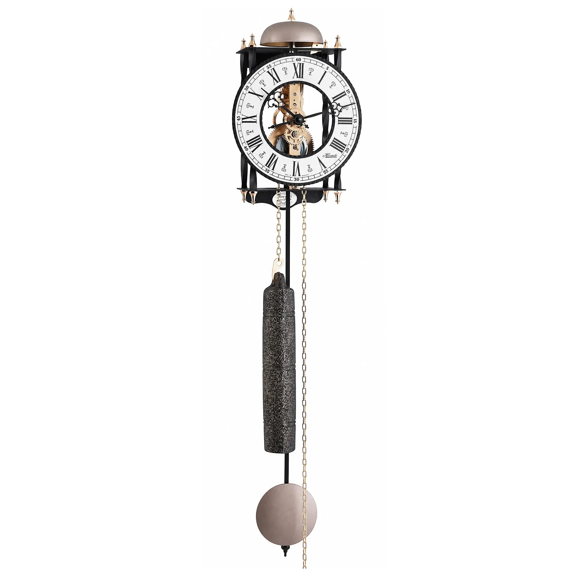 Reloj de pared de metal con esfera abierta y péndulo colgante con contrapesos de cadena
