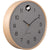 Reloj de pared redondo con marco ancho de madera, esfera gris, manecillas negras y cuco en la parte superior