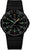 Reloj deportivo con esfera negra, bisel negro e índices luminosos en correa negra