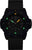 Pulsera de hombre con correa textil negra y esfera gris oscuro, marcadores luminiscentes verdes.