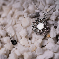 Composition Collar con colgante de nácar blanco - Holzkern Modell: Jewelry