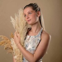 Familytie collar (Perla/Oro) collar delicado con colgante de perla - Holzkern modelo: Jewelry