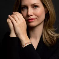 Pulsera de piedras preciosas en lila, rosa y oro con...