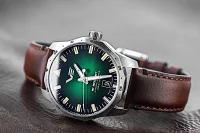Reloj de hombre verde con correa de cuero - Modelo Vostok Europe NH35-125A749
