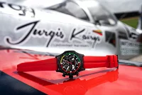 Reloj de hombre negro con correa de silicona roja - Modelo Vostok Europe VK68-592C775